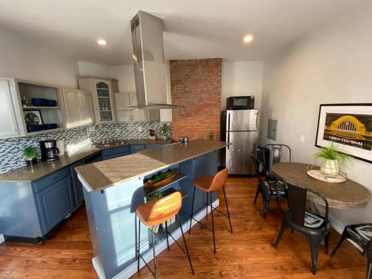 Otr Penthouse Walk Everywhere Free Parking Apartment