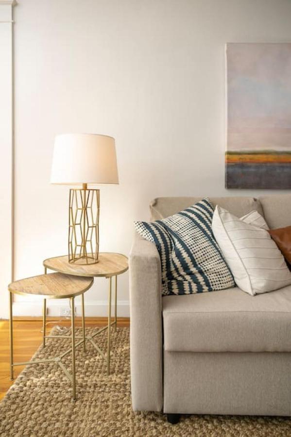 Hyde Park Comfort With Office Near Everything Apartment