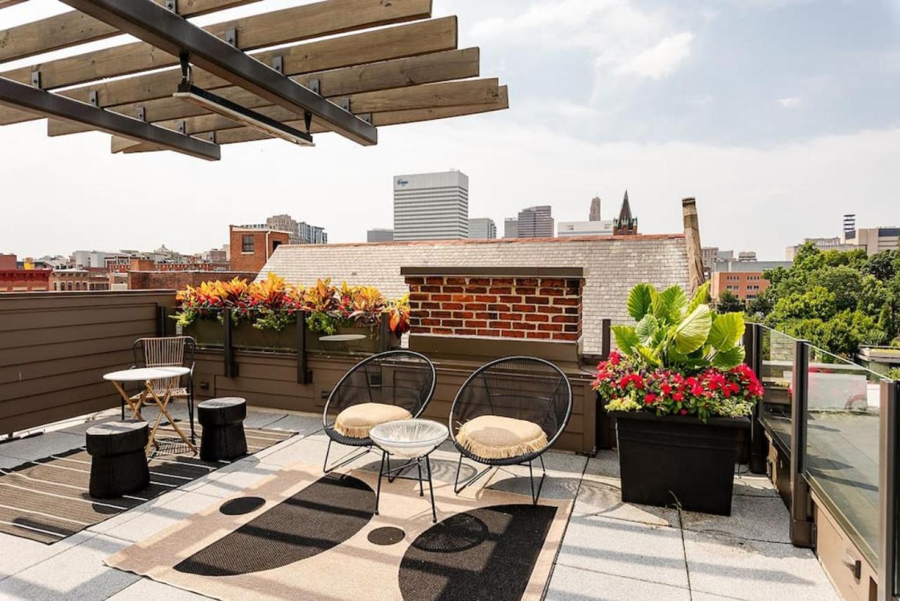 Lux Washington Park With Rooftop Apartment