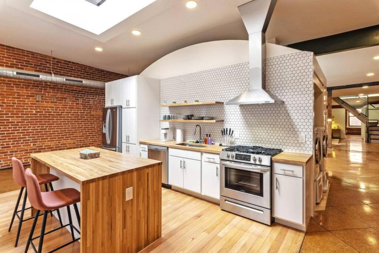Deluxe 3br Loft Walkable To Everything Downtown Apartment