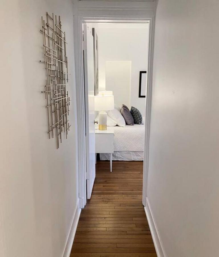 Explore Downtown From Adorable Mount Adams Holiday home *