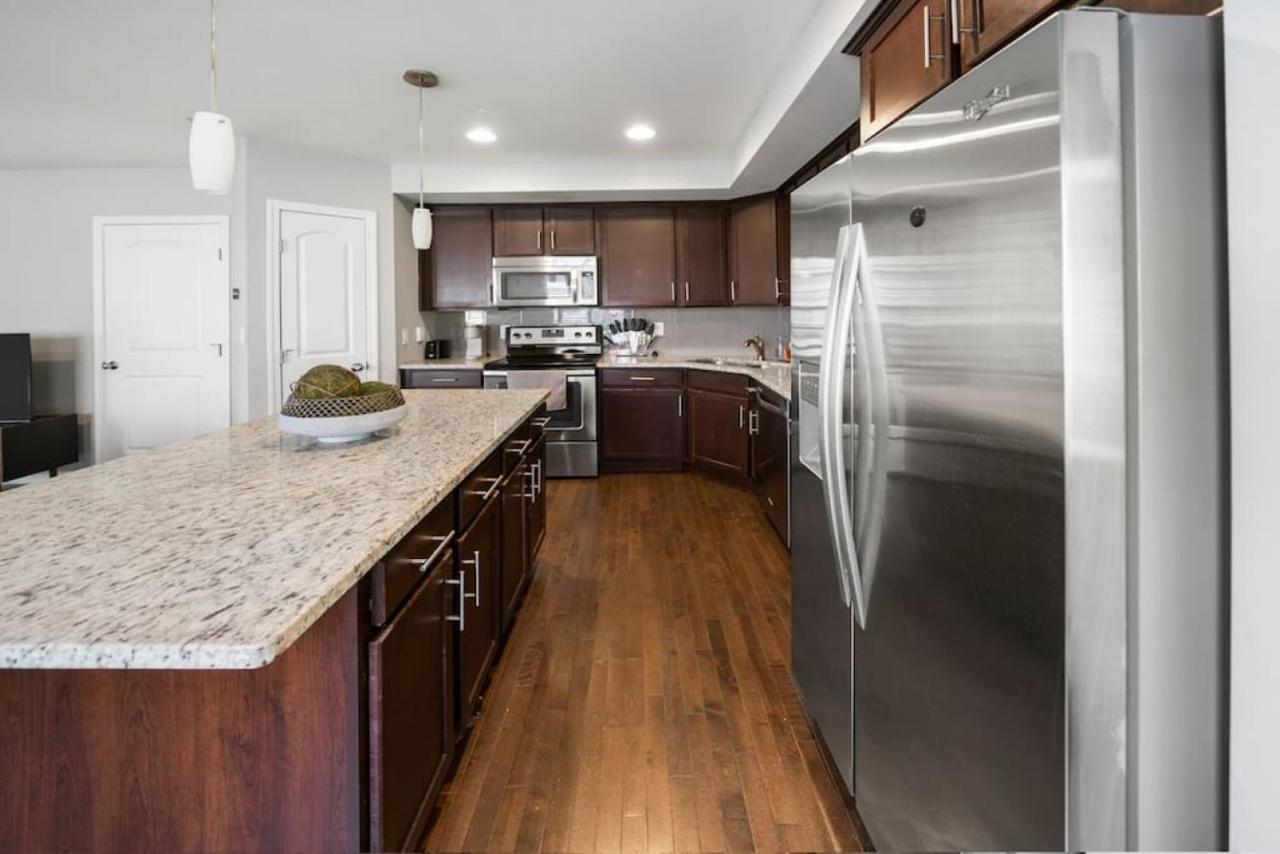 Comfortable 2br Near Center *