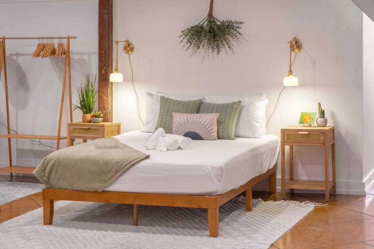 Deluxe 3br Loft Walkable To Everything Downtown *