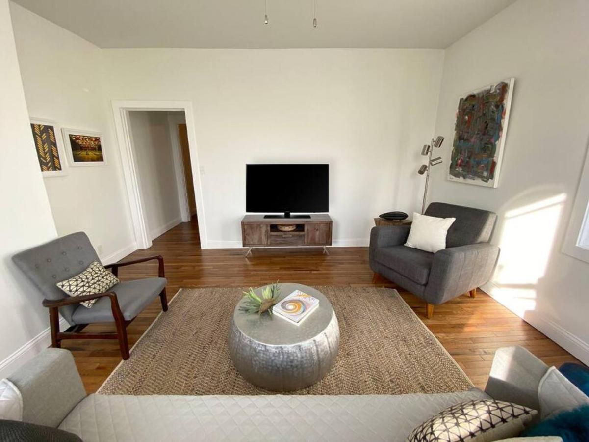 Explore Downtown From Adorable Mount Adams Holiday home Cincinnati