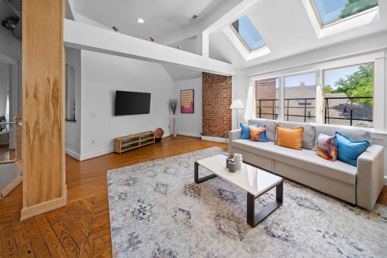 Hyde Park Penthouse With Private Patio Cincinnati