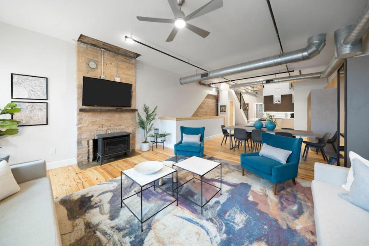 Huge Retrea W Rooftop Deck At Farmers Market Holiday home *