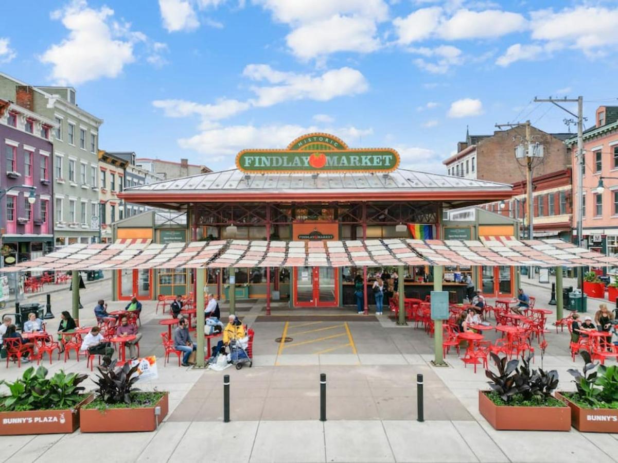Huge Retrea W Rooftop Deck At Farmers Market Holiday home