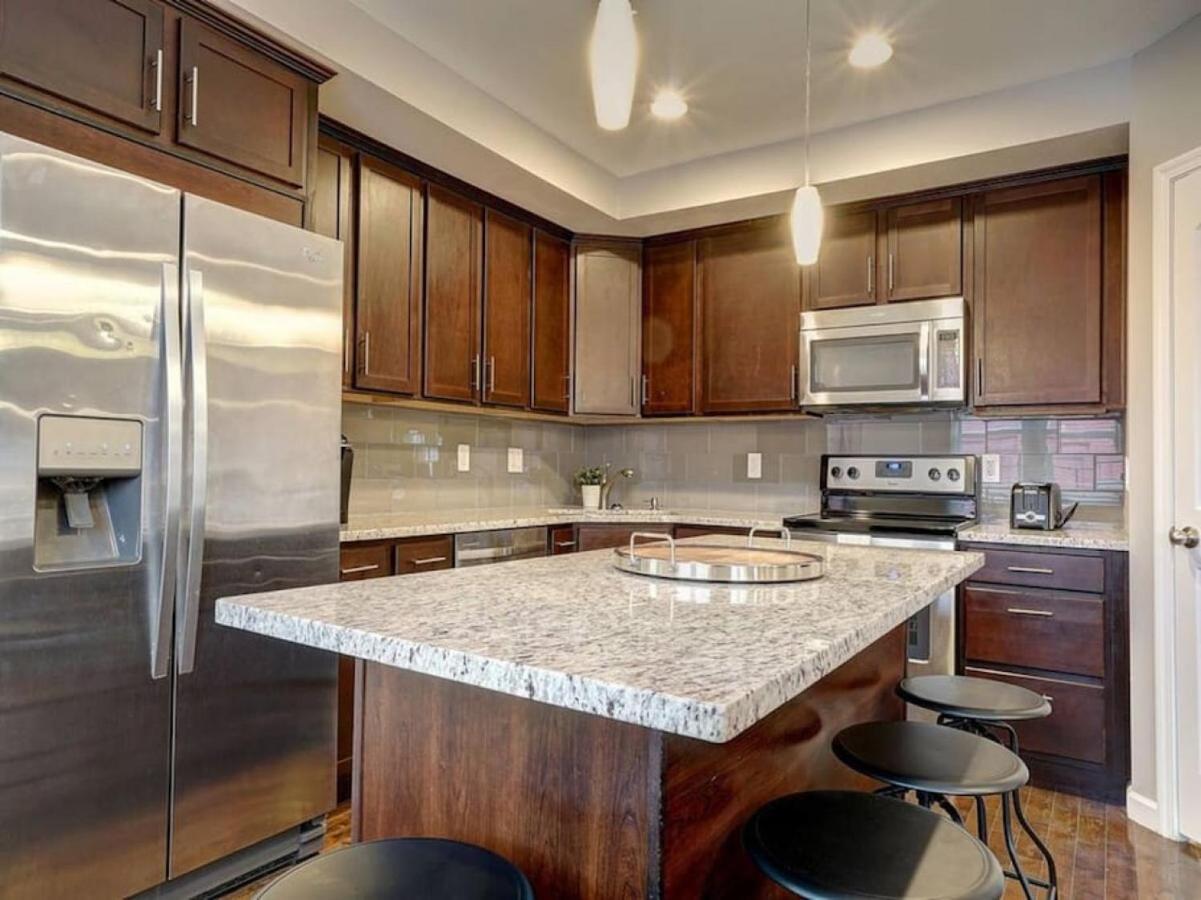 Apartment Two Comfy Near Center Otr Uc Zoo Cincinnati