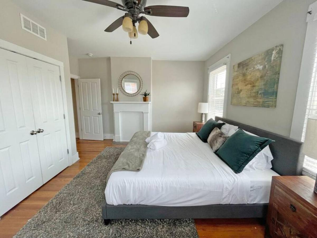 Full Building Huge Downtown Retreat Walkable To Everything *