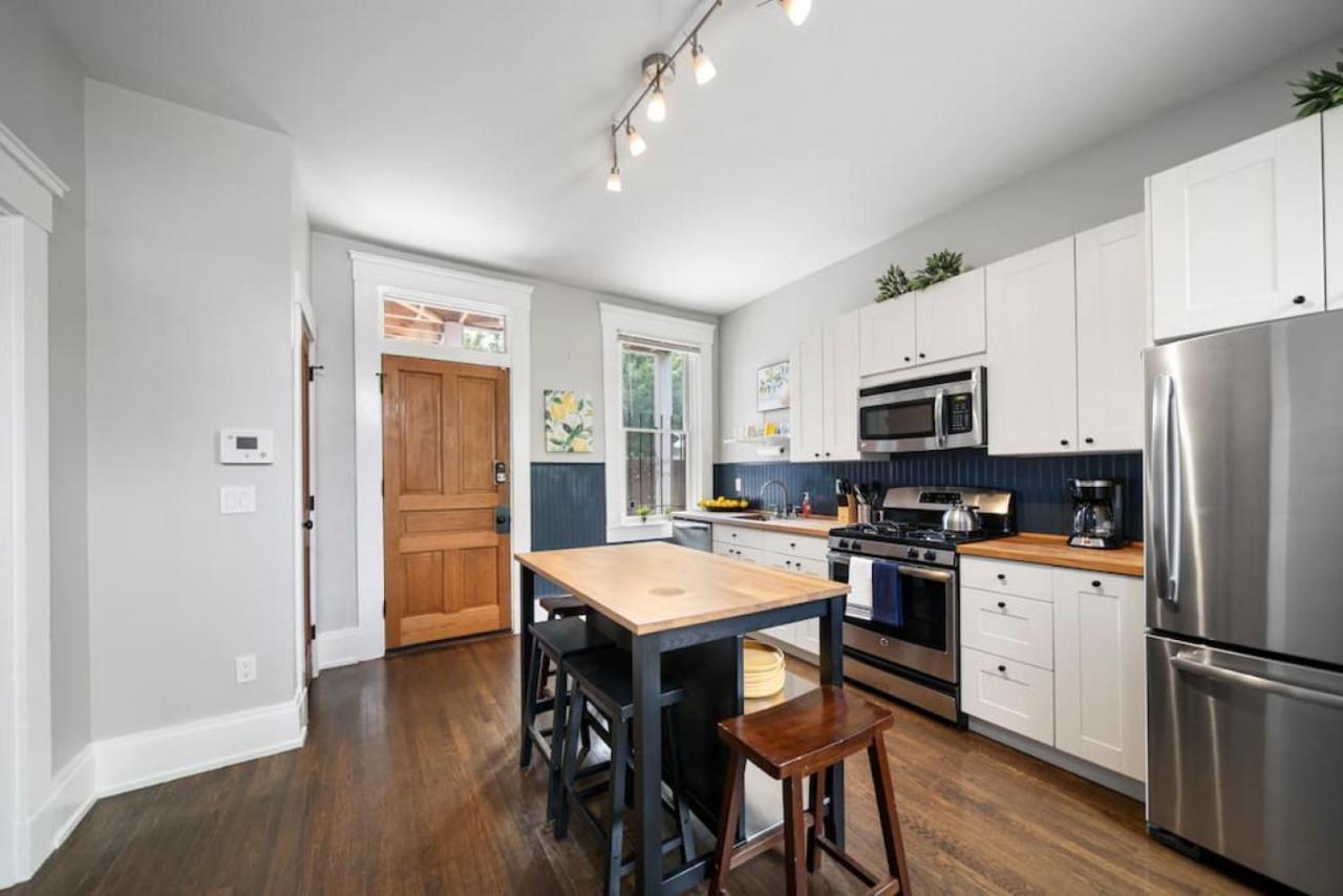 Walkable 2br Near Findlay Market Downtown Uc *