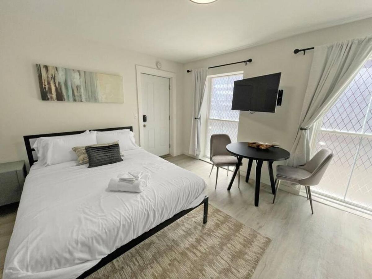 Full Building Huge Downtown Retreat Walkable To Everything