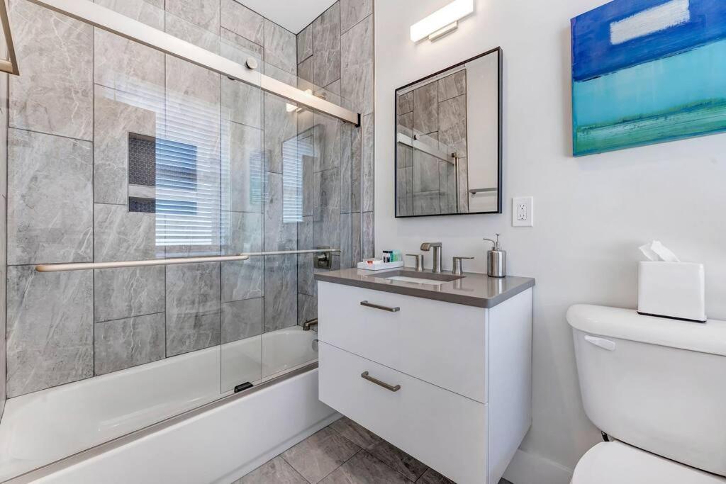 3 Bdrm 3 Full Bath Tower View Walk Up Cincinnati