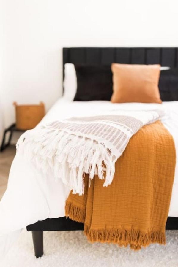 Lux 2br On Famous Food Market - Walk Everywhere Apartment *