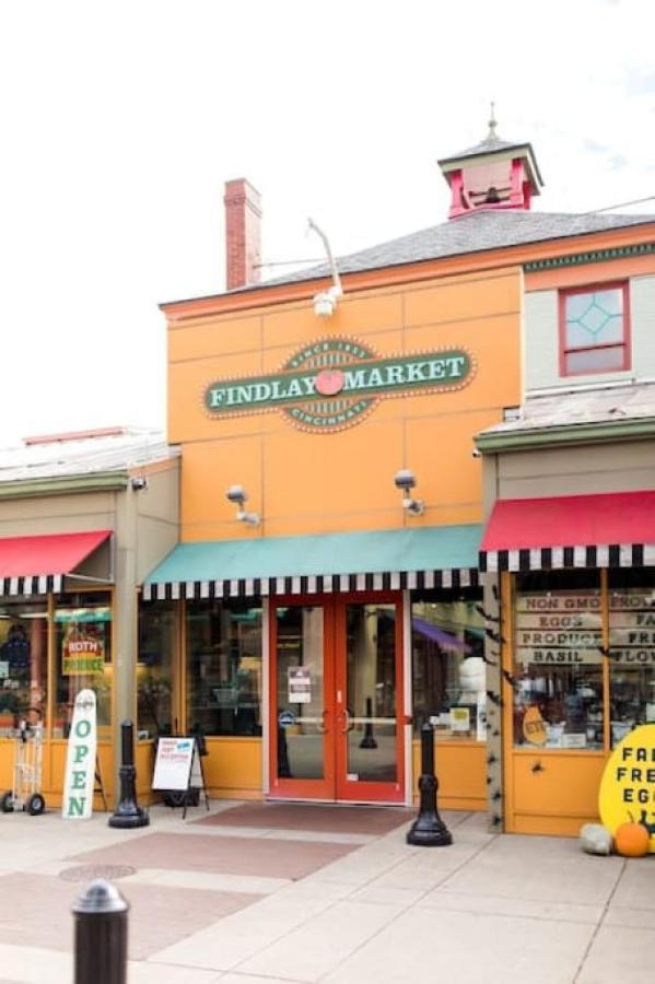 Lux Food Market House | Walk Everywhere Apartment *