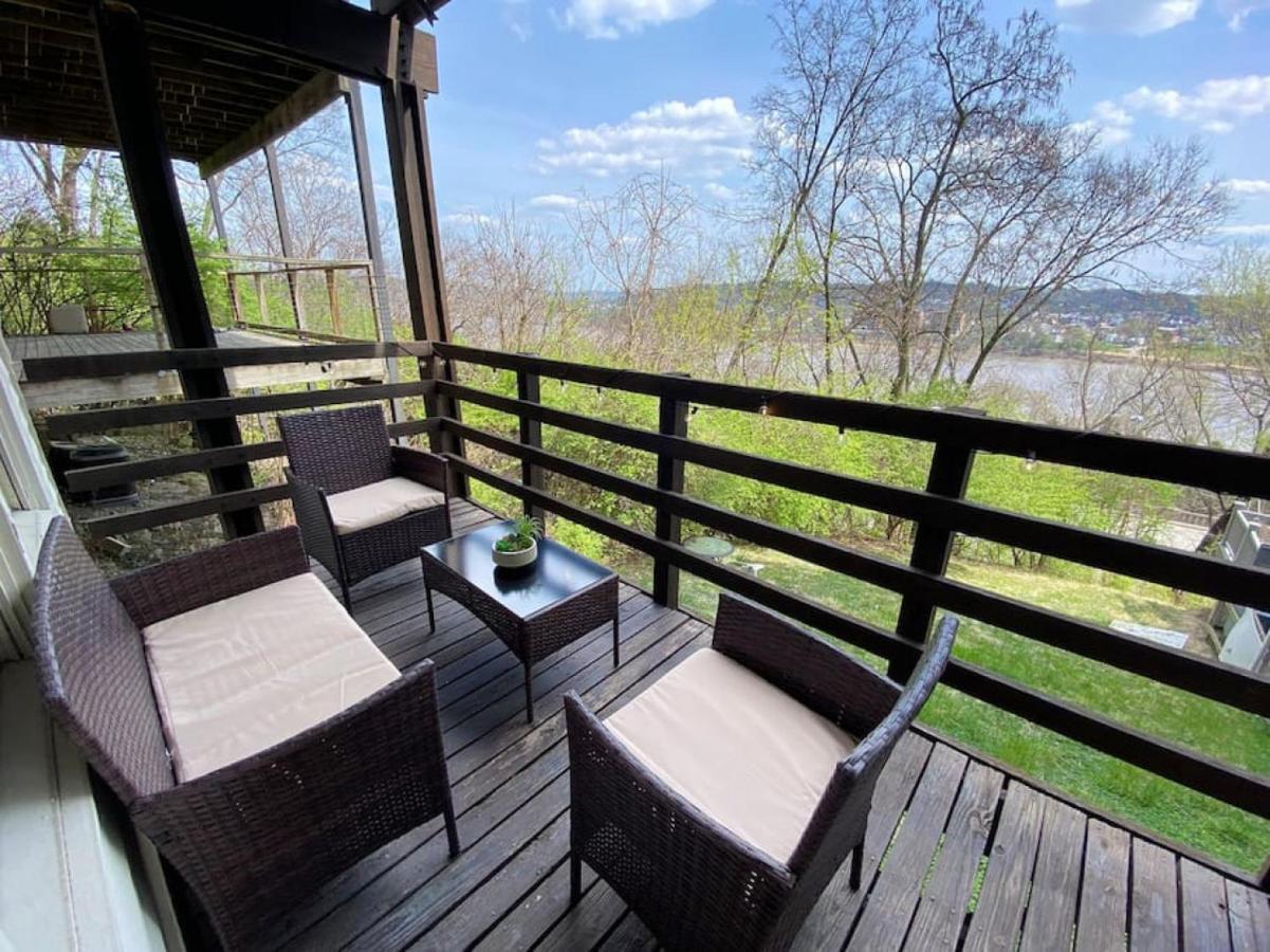 Explore Downtown And Mount Adams With River Views Holiday home *