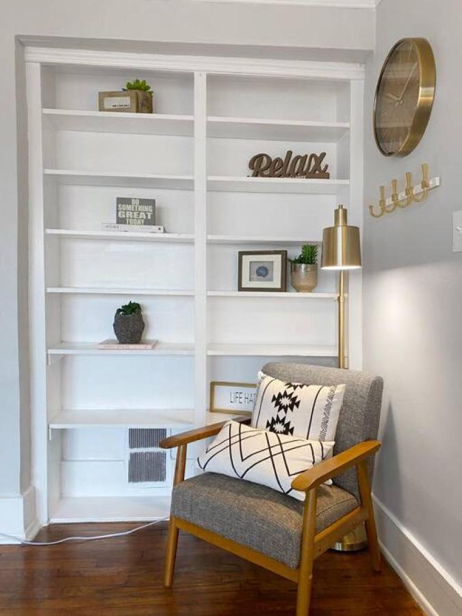 Explore Downtown And Mount Adams With River Views Holiday home