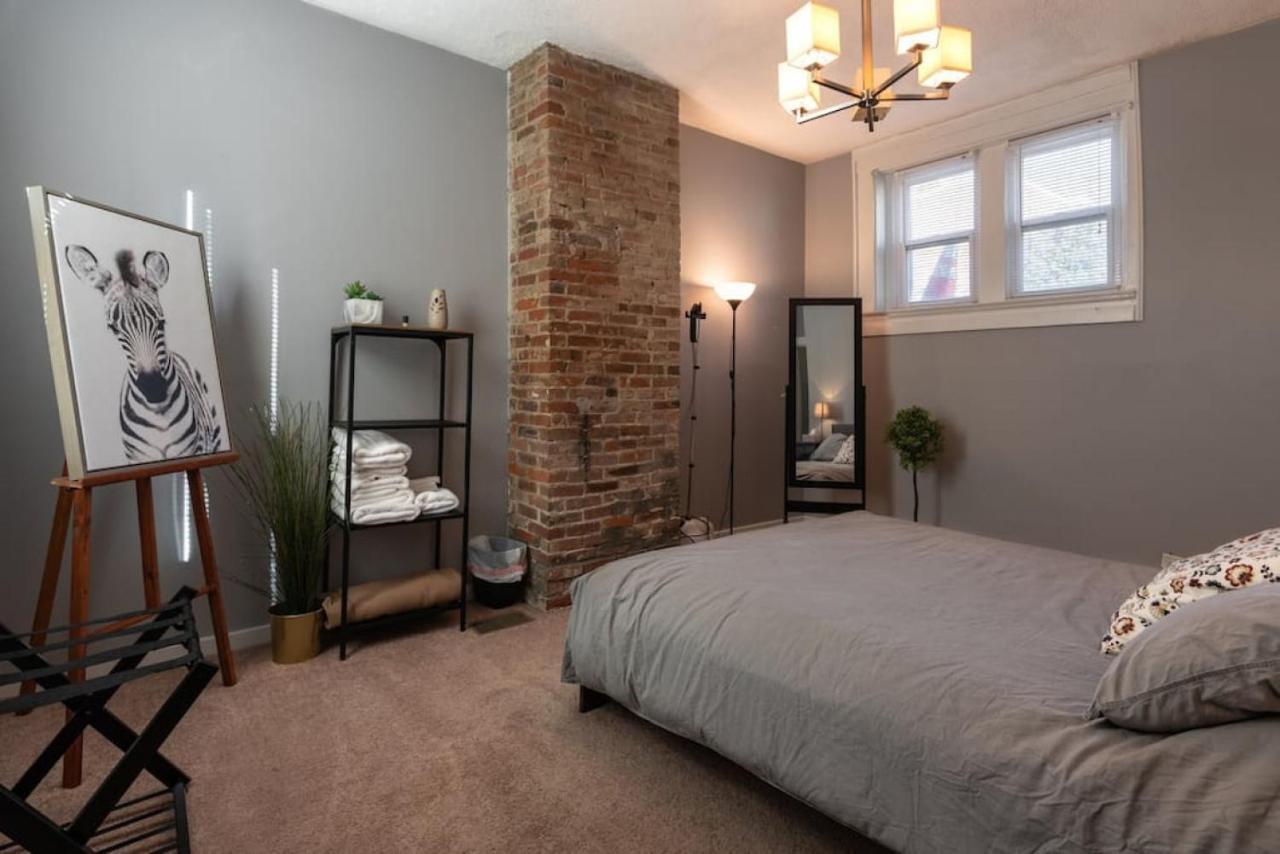 Apartment Cozy In Walkable Area Downtown With Parking Cincinnati