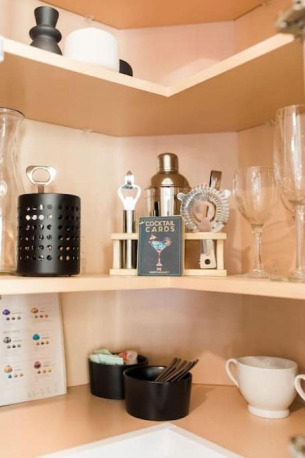 Lux Food Market House | Walk Everywhere Apartment Cincinnati