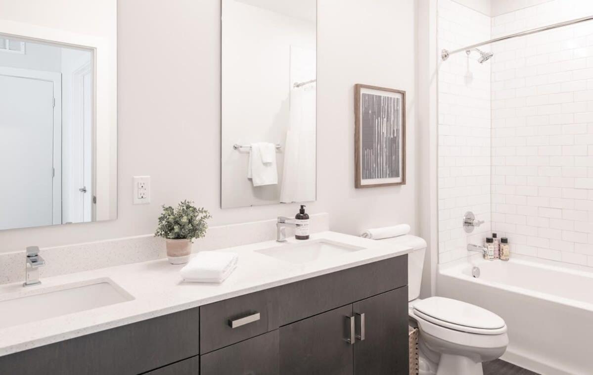 Apartment Cozysuites Stunning 3br In Downtown