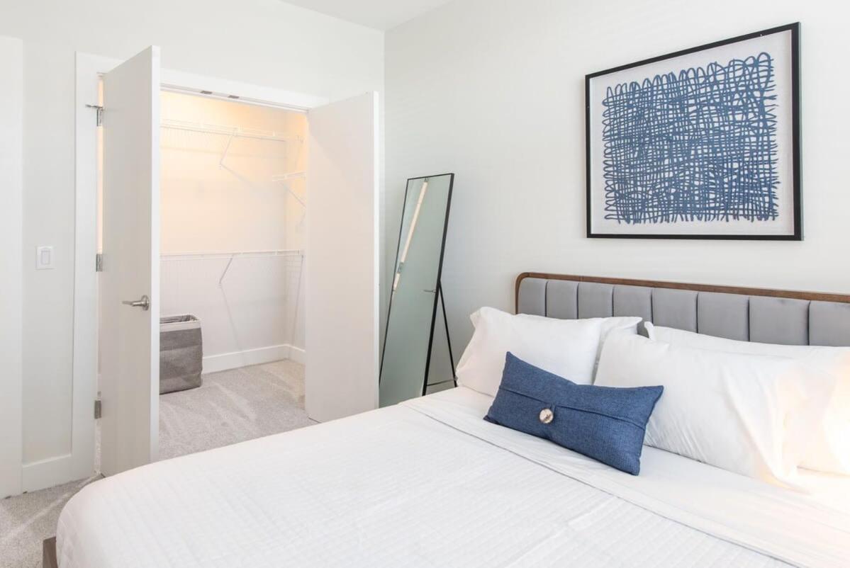 Cozysuites Stunning 3br In Downtown *