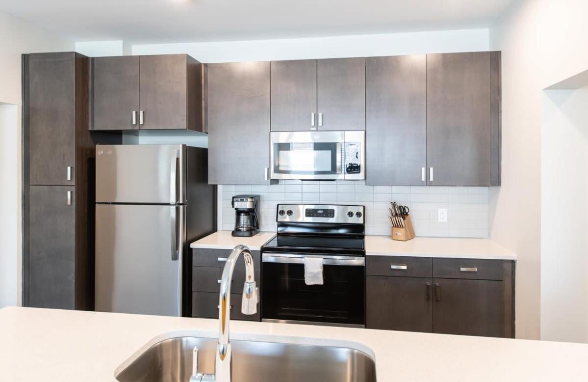 Cozysuites Stunning 3br In Downtown