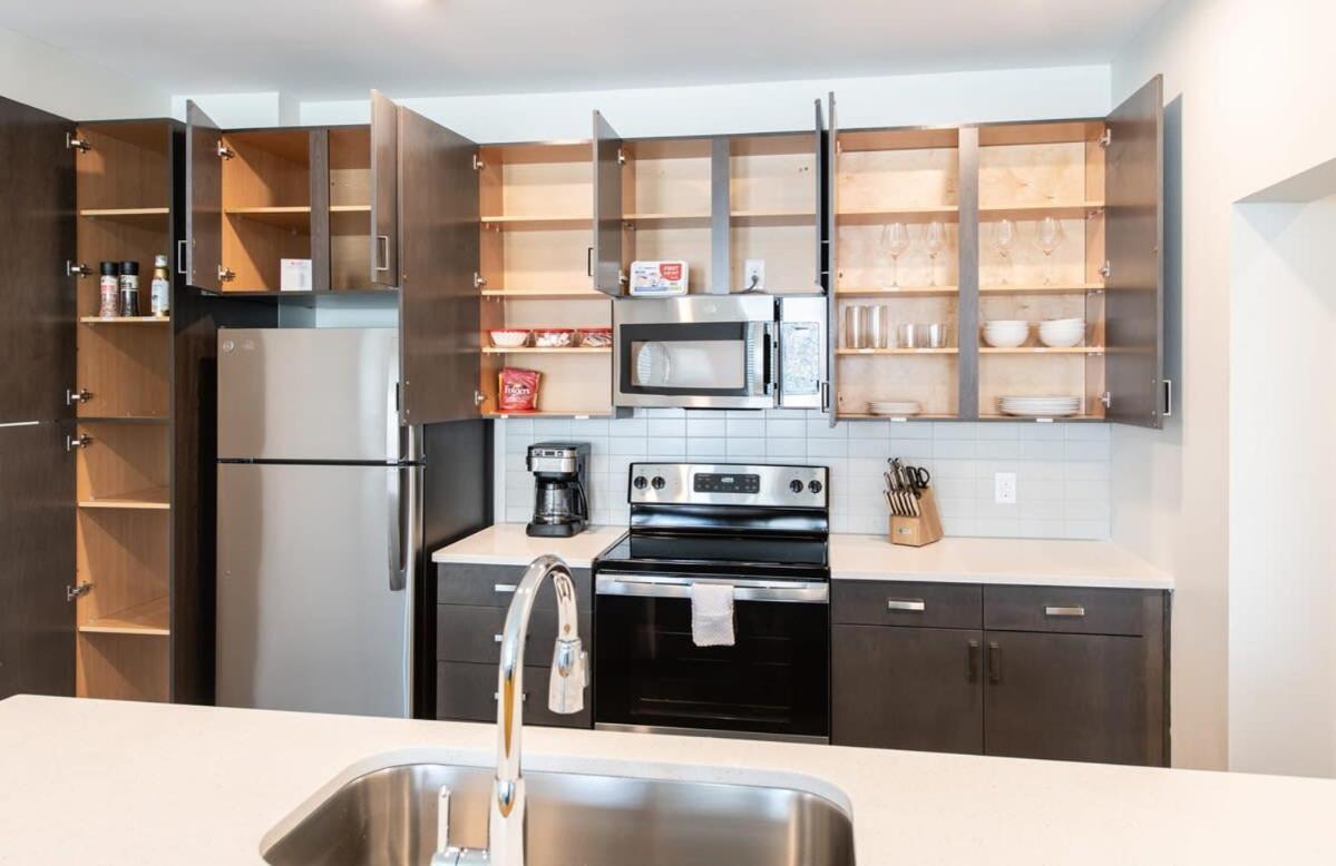Apartment Cozysuites Stunning 3br In Downtown *