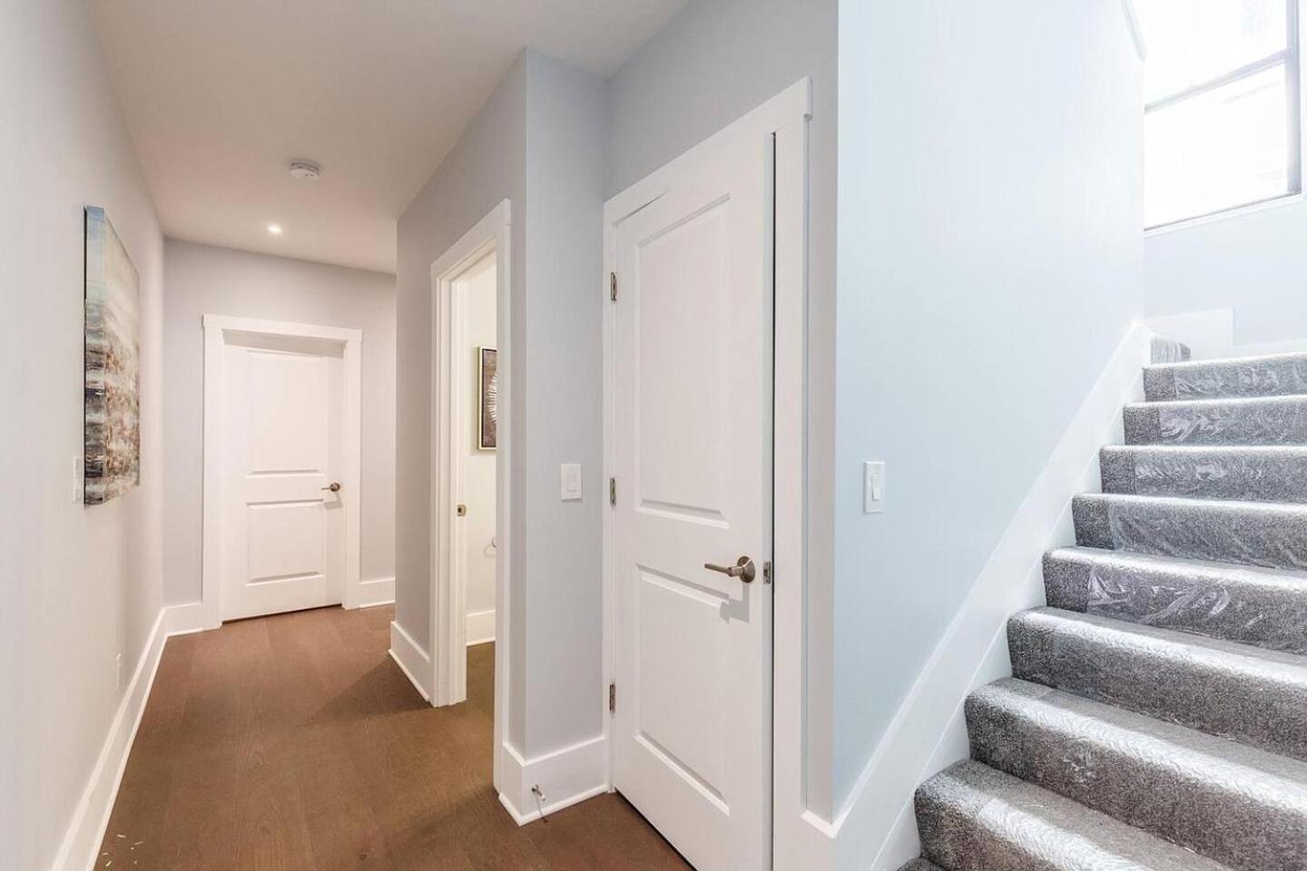 Family And Friends Otr Luxury Downtown Otr Holiday home Cincinnati