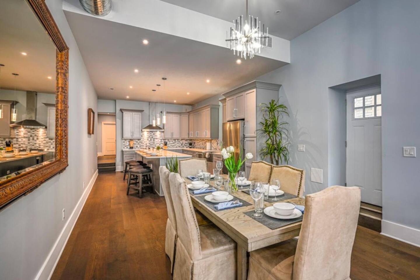 Holiday home Family And Friends Otr Luxury Downtown Otr *