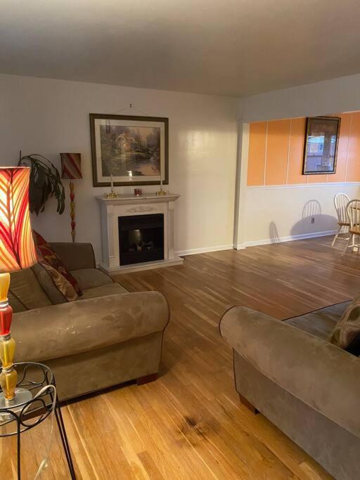 Holiday home Lovely Away From 4br 3ba Cincinnati