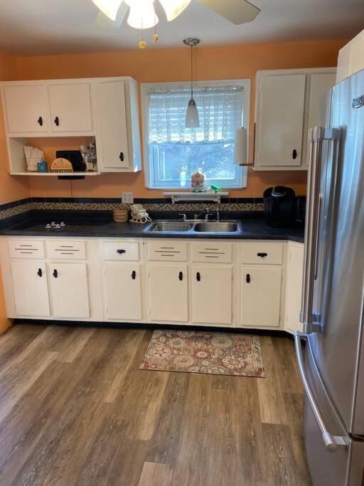 Lovely Away From 4br 3ba Holiday home *