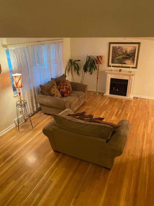 Holiday home Lovely Away From 4br 3ba Cincinnati