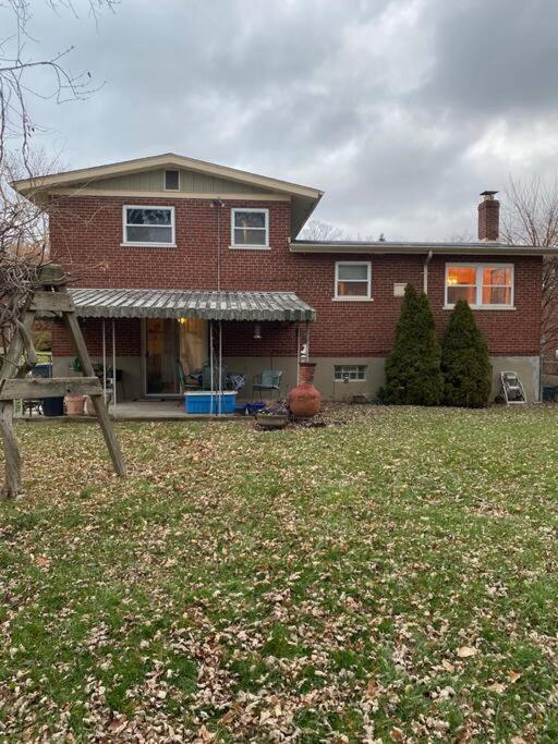 Holiday home Lovely Away From 4br 3ba