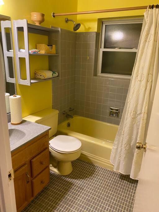 Lovely Away From 4br 3ba * Cincinnati