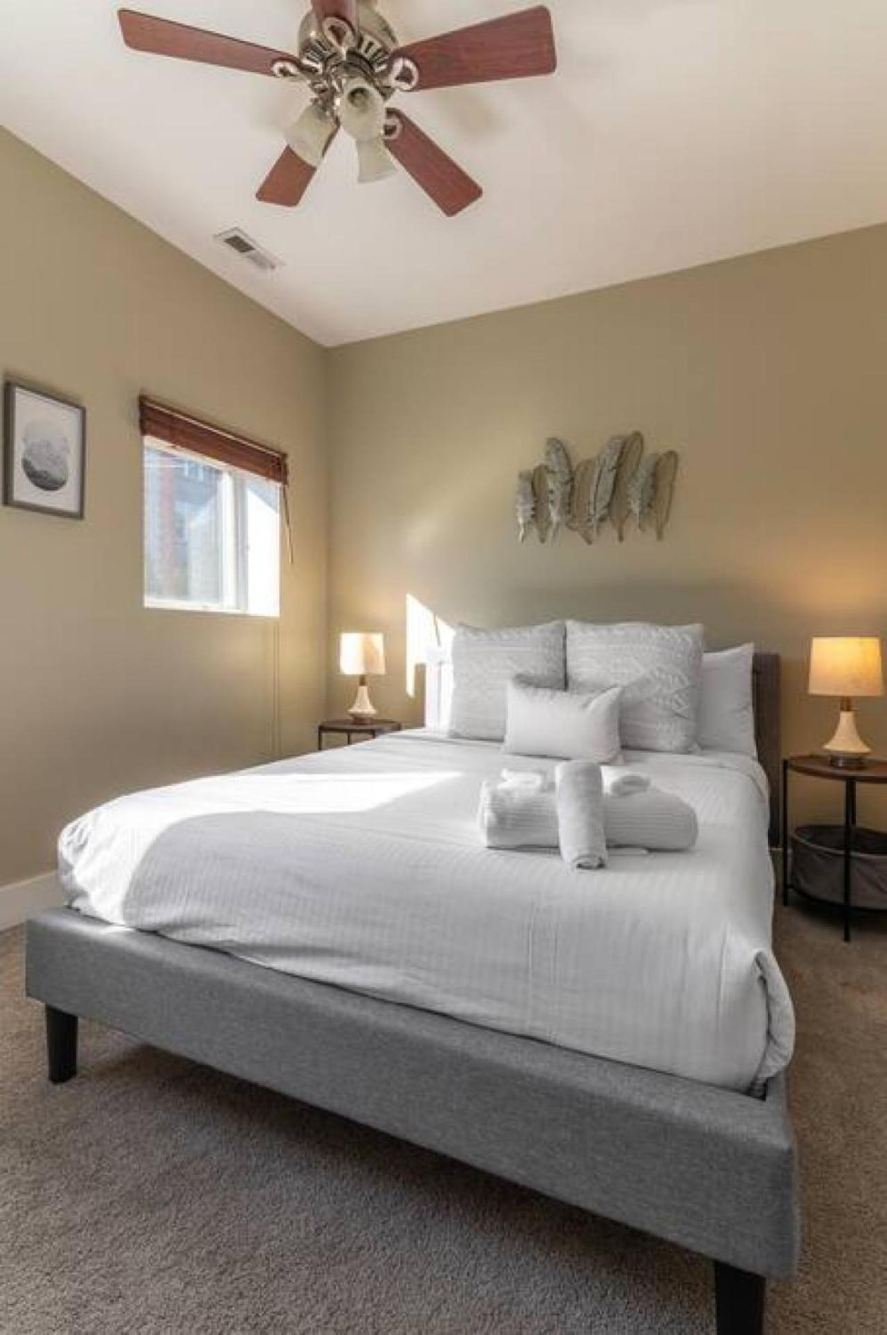 Apartment Broadway - Stunning Downtown *