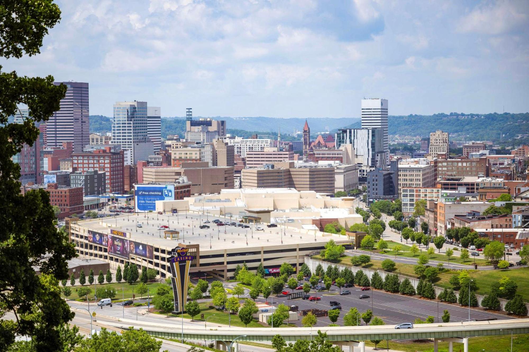 Quiet 4br - Weddings Family Pets - 3min Dt Cincy * Cincinnati