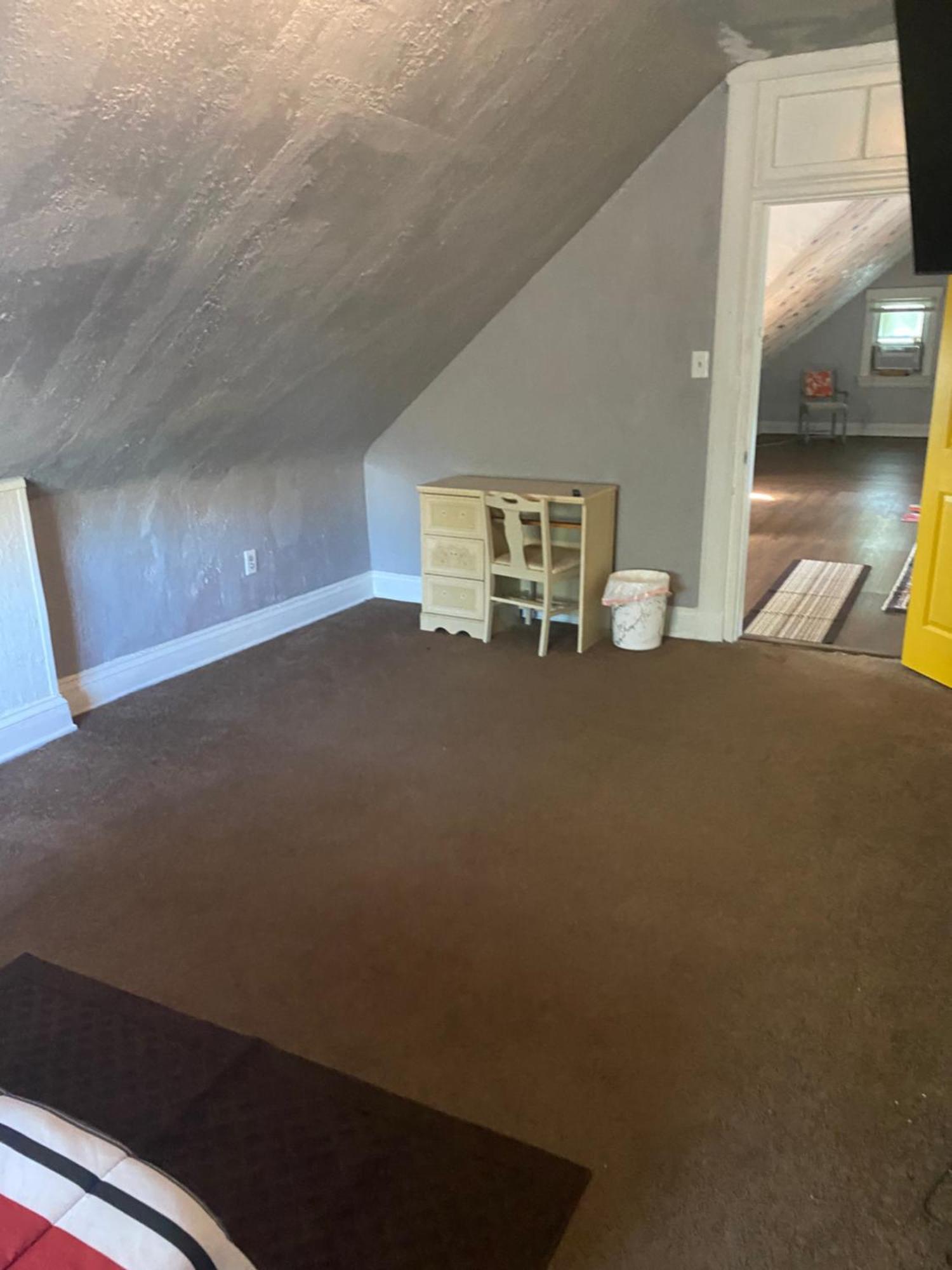 Awesome Attic Studio3b Private /shared