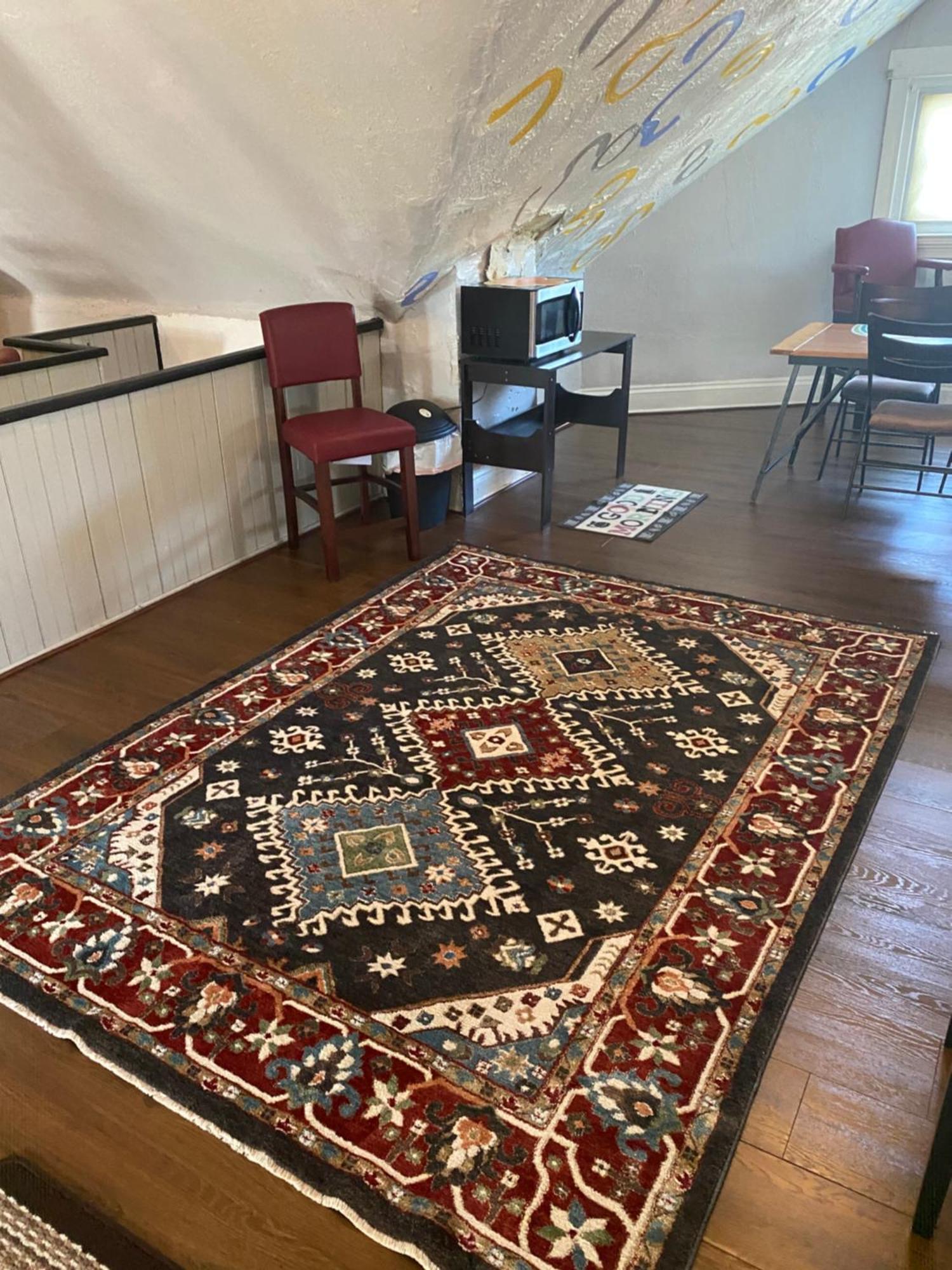 Awesome Attic Studio3b Private /shared Apartment