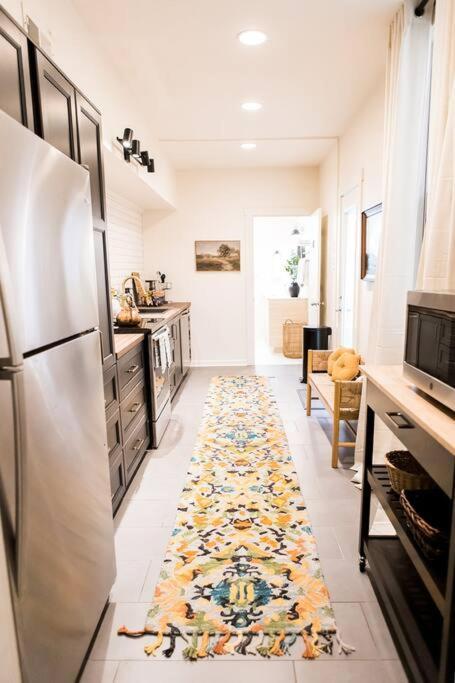 Holiday home Cozy Downtown - Walk To Otr & Stadiums *