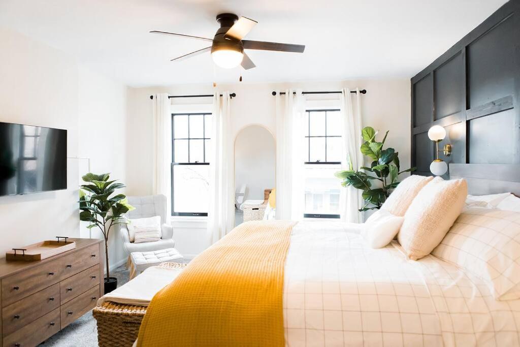 Holiday home Cozy Downtown - Walk To Otr & Stadiums