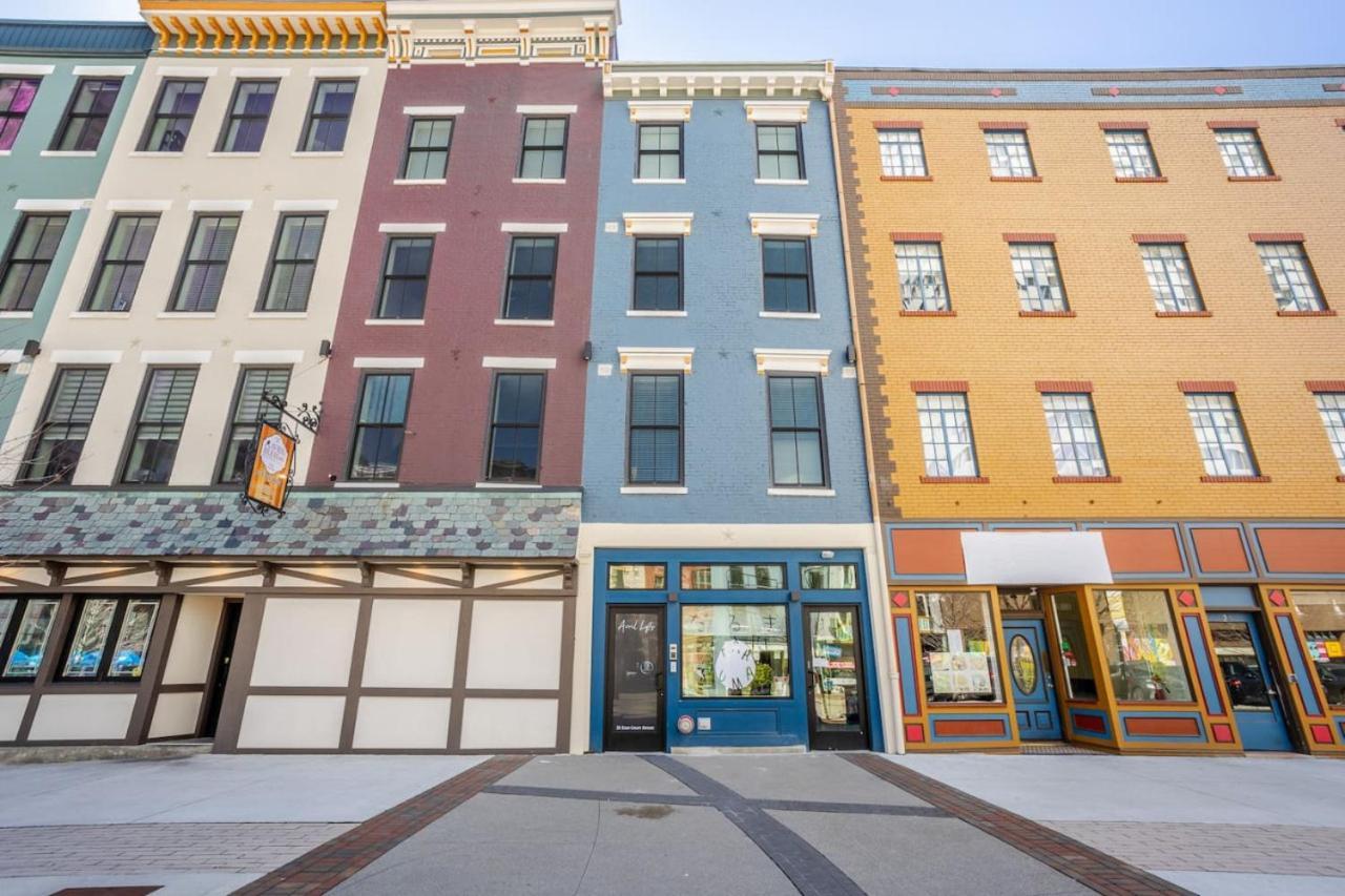 Stylish Dtwn With King Bed By Kroger, Restaurants, Parking