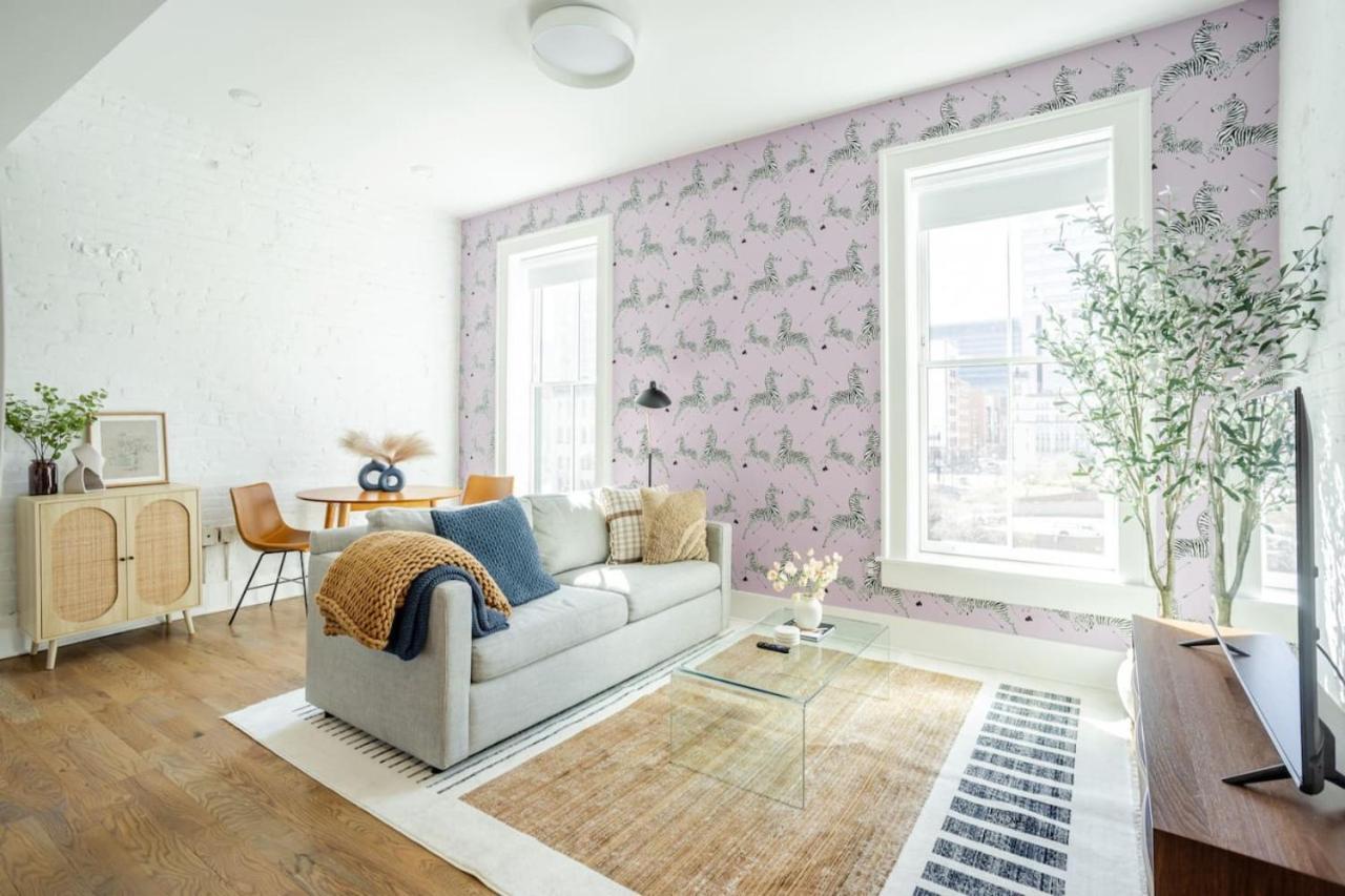 Apartment Stylish Dtwn With King Bed By Kroger, Restaurants, Parking