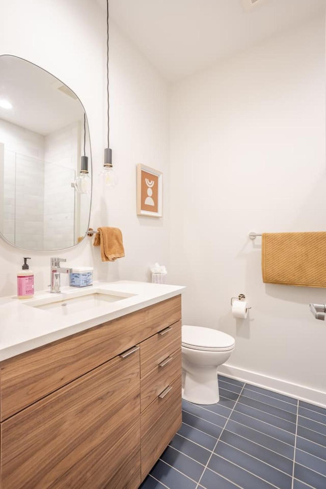 Stylish Dtwn With King Bed By Kroger, Restaurants, Parking * Cincinnati