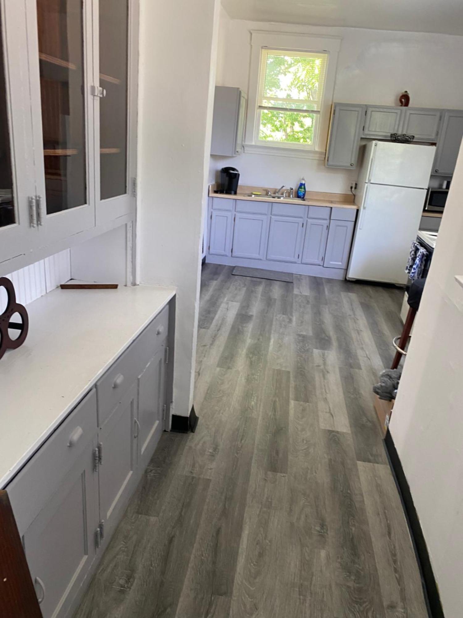 Second Floor Standard Private Apartment Cincinnati
