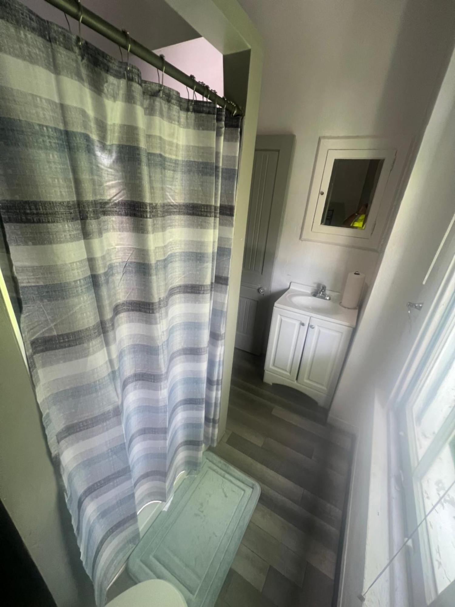 Second Floor Standard Private * Cincinnati