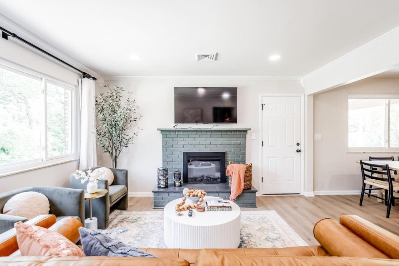 Spacious 3b Ranch By Mercy Anderson, 15 Min To Dt Holiday home