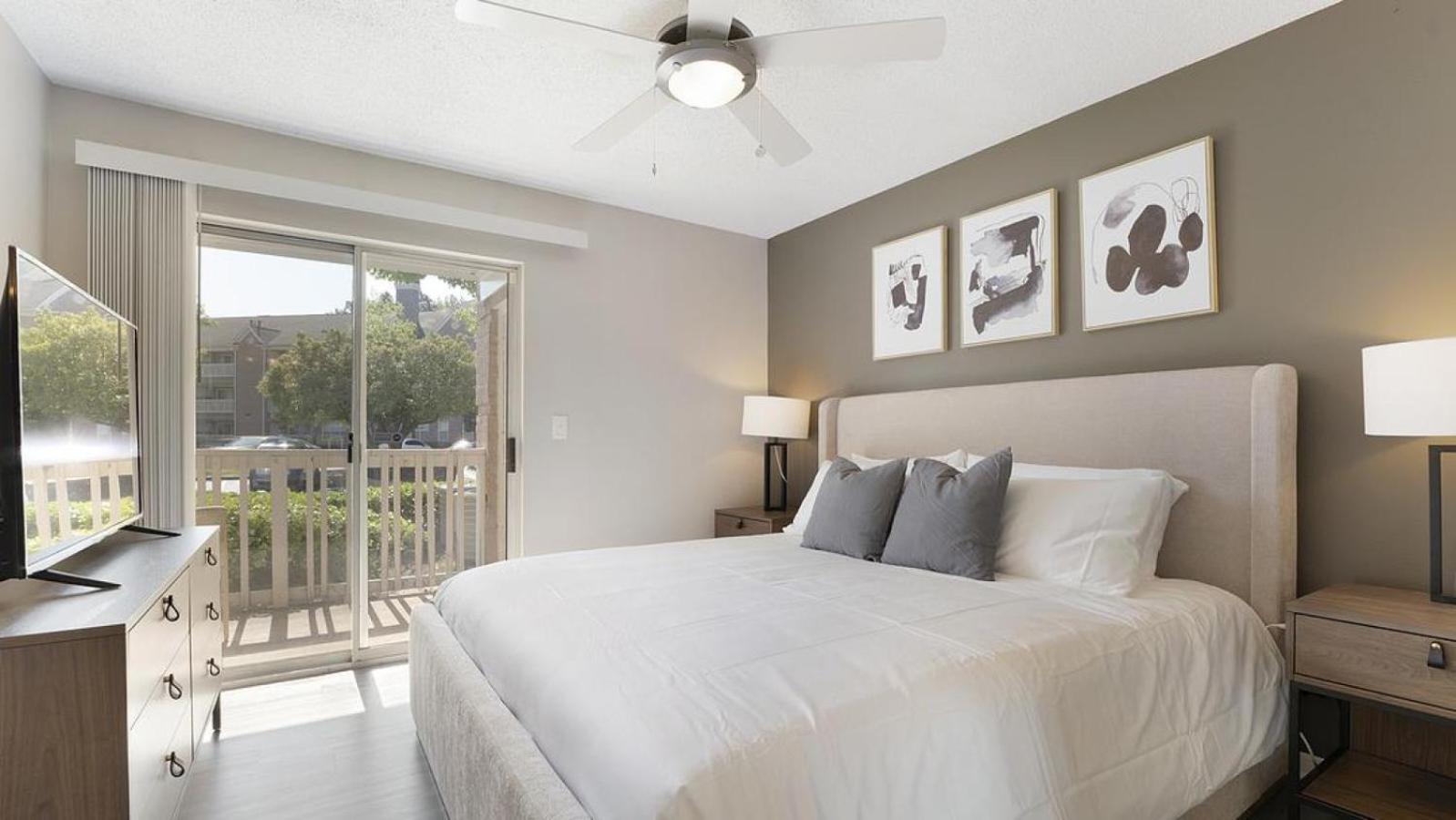 Landing At The Village At Stetson Square - 2 Bedrooms In Corryville Apartment Cincinnati