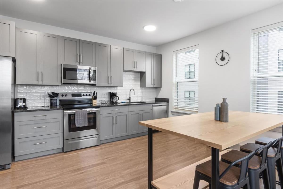Spacious 14br 14ba Near Downtown Apartment Cincinnati