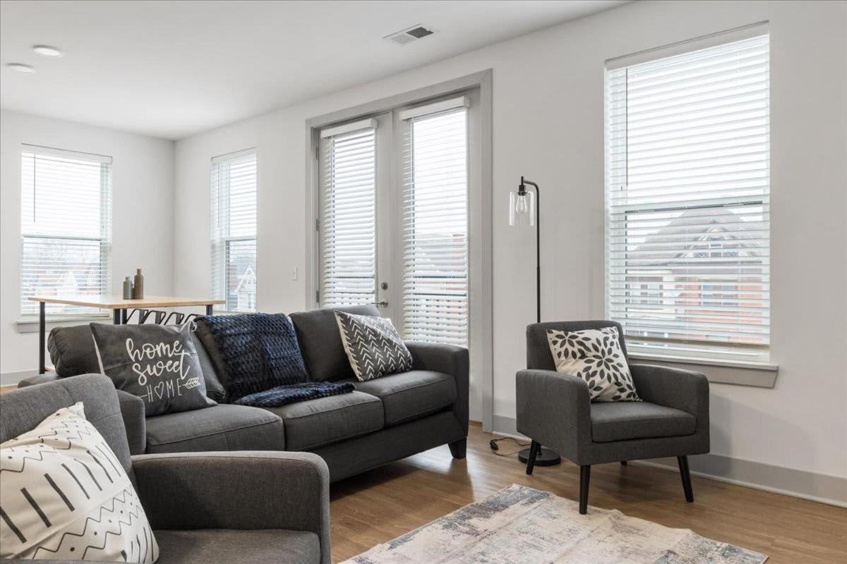 Apartment Spacious 14br 14ba Near Downtown