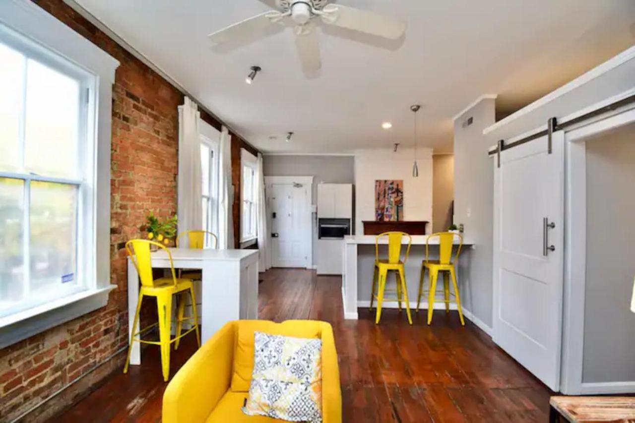 Walk To Everything - Sports, Food, Music, Downtown *