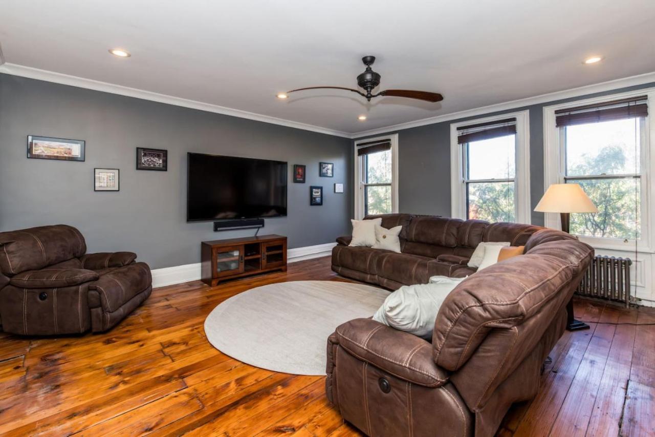 Luxury Brownstone - Walk To - Washington Park Holiday home *
